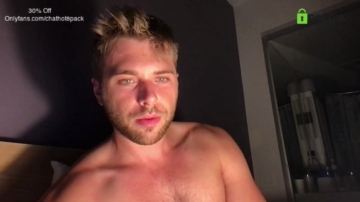 Hot8pack01  22-08-2021 video makemecum